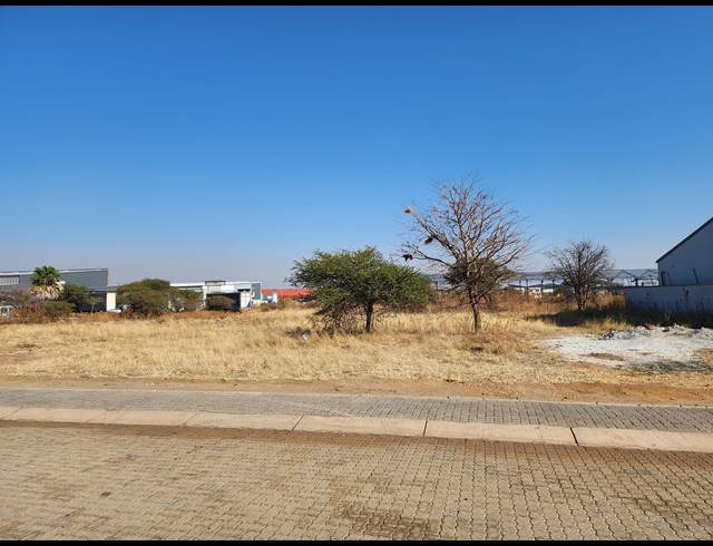 6,000M² VACANT LAND FOR SALE IN MAGNA VIA INDUSTRIAL